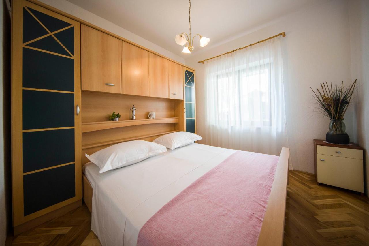 3 Bedroom Apartment Antonio Kaštela Kültér fotó
