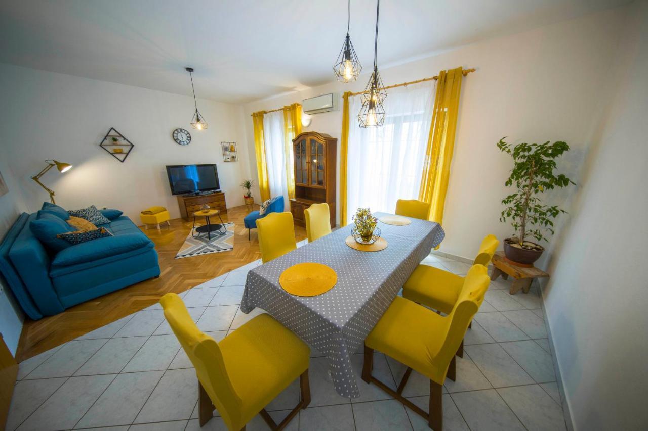 3 Bedroom Apartment Antonio Kaštela Kültér fotó