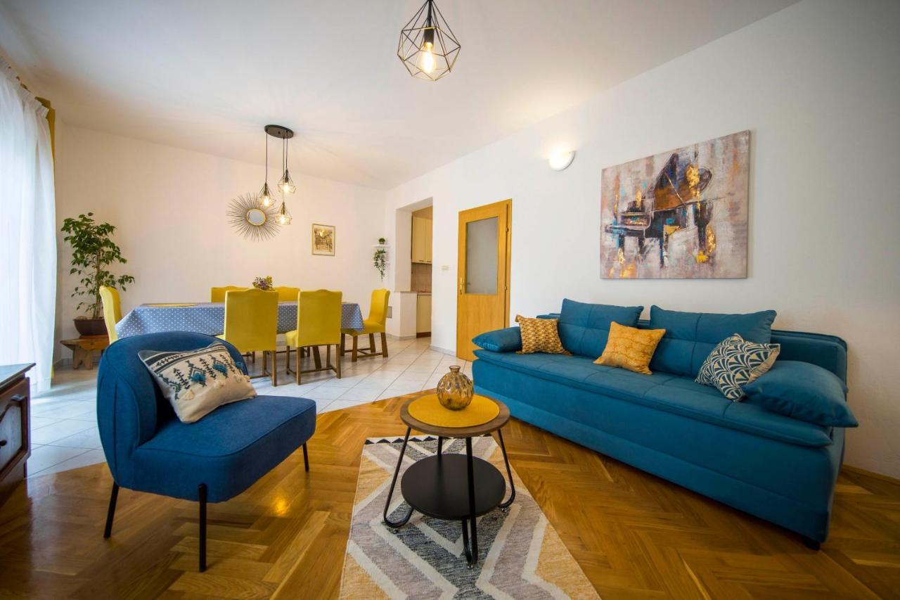 3 Bedroom Apartment Antonio Kaštela Kültér fotó
