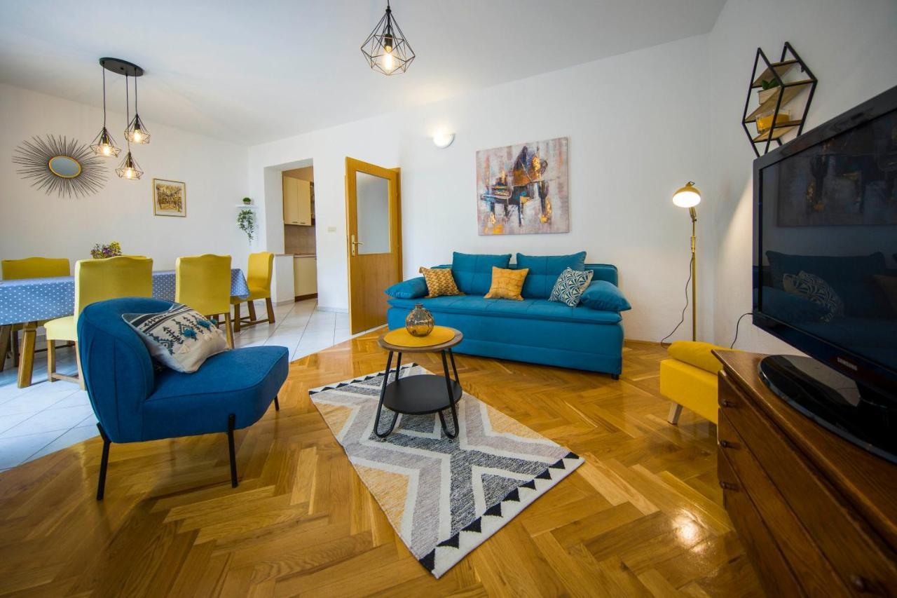 3 Bedroom Apartment Antonio Kaštela Kültér fotó