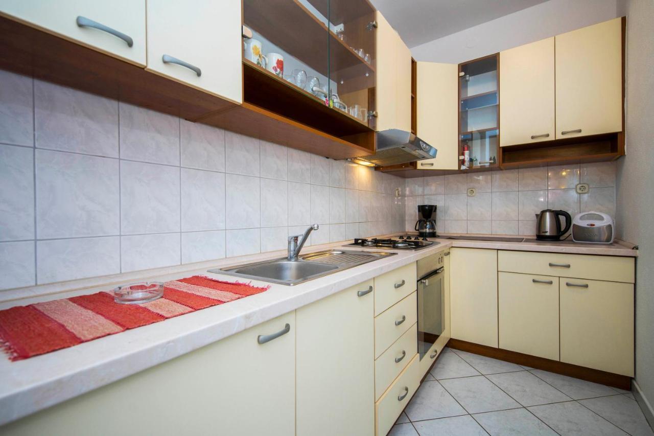 3 Bedroom Apartment Antonio Kaštela Kültér fotó
