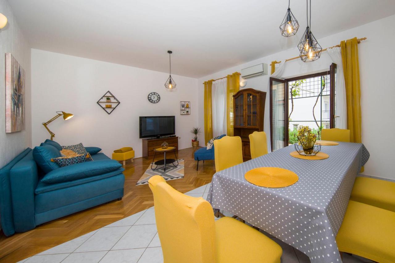3 Bedroom Apartment Antonio Kaštela Kültér fotó