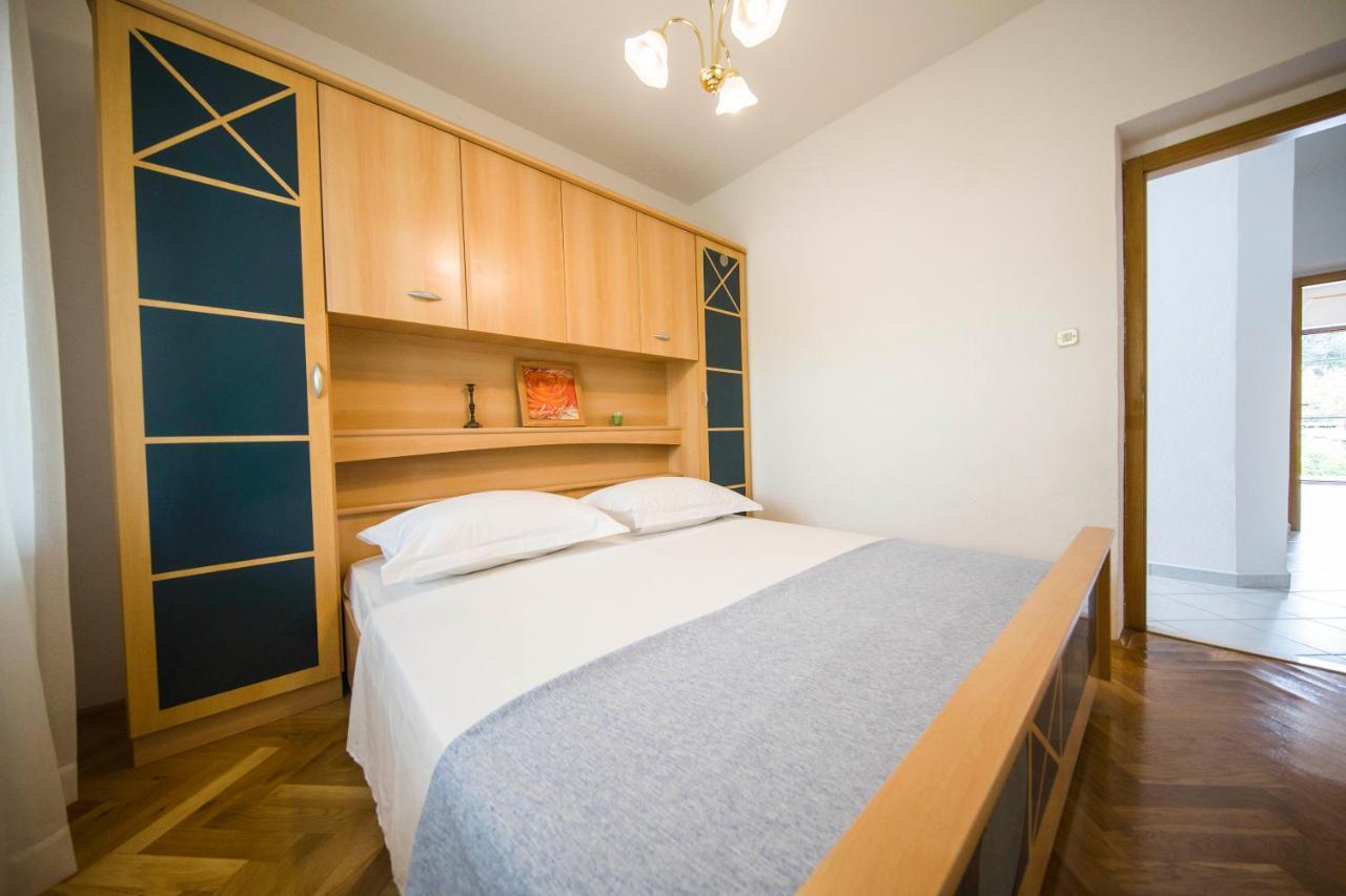 3 Bedroom Apartment Antonio Kaštela Kültér fotó