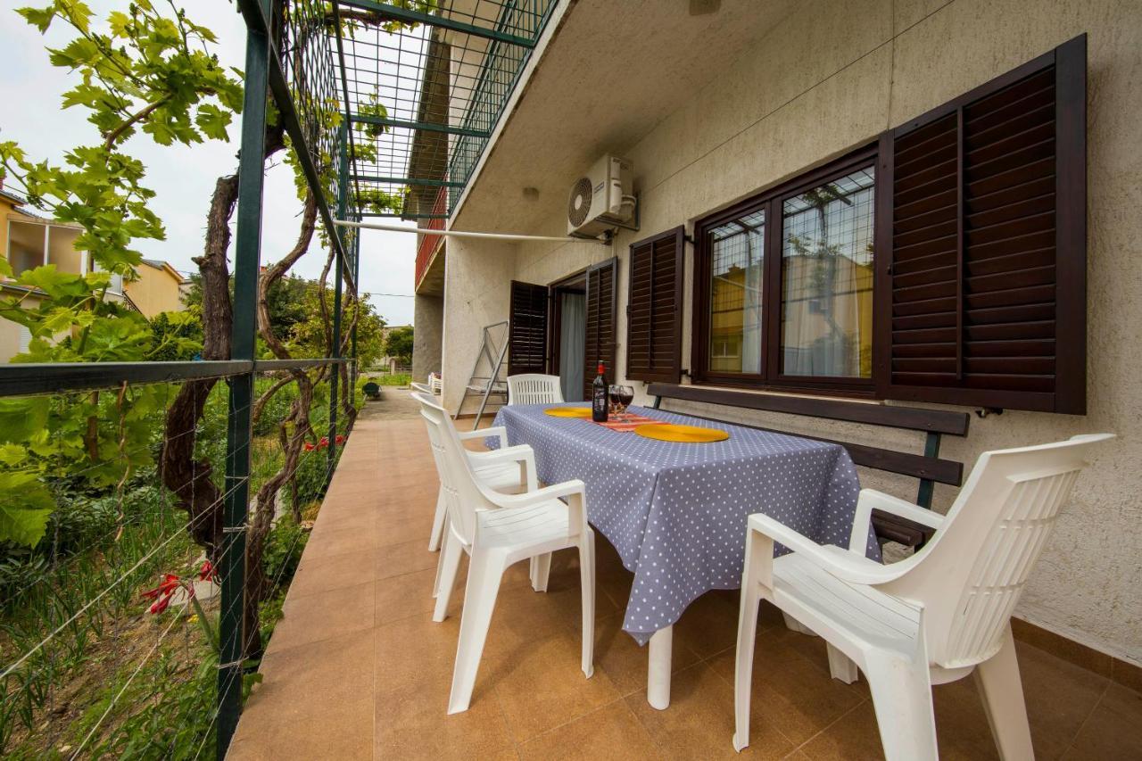 3 Bedroom Apartment Antonio Kaštela Kültér fotó